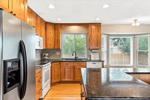 21698 E Powers Circle, Aurora, CO 80015 - Photo 7