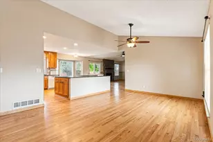 21698 E Powers Circle, Aurora, CO 80015 - Photo 5