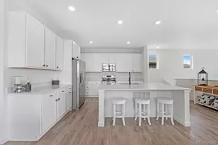 1982 S Fultondale Ct, Aurora, CO 80018 - Photo 7