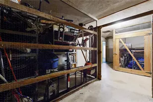 1221 Illinois St, Golden, CO 80401 - Photo 29