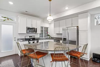 221 S Oak Hill Street, Aurora, CO 80018 - Photo 7