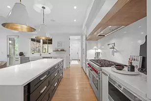 891 S York St, Denver, CO 80209 - Photo 11