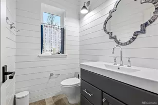 130 Gaylord St, Denver, CO 80206 - Photo 17