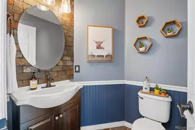7026 Pine Hills Way, Littleton, CO 80125 - Photo 17