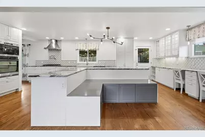 9056 E Colorado Circle, Denver, CO 80231 - Photo 9