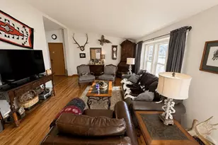 215 Grand Ave, Kremmling, CO 80459 - Photo 3