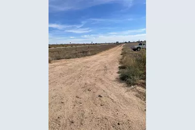 10270 County Road 25.5, Fort Lupton, CO 80621 - Photo 11