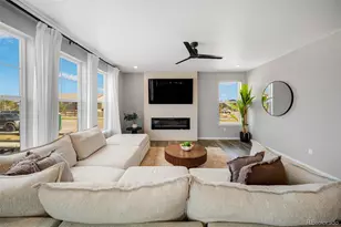 3906 N Catawba Wy, Aurora, CO 80019 - Photo 7