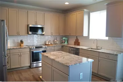 12808 Newport Way, Thornton, CO 80602 - Photo 7