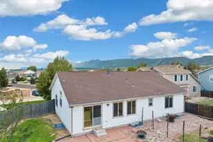 17155 Mountain Lake Dr, Monument, CO 80132 - Photo 5