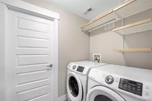 10043 Town Ridge Ln, Lone Tree, CO 80124 - Photo 17