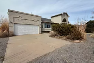 435 S Costilla Dr, Pueblo, CO 81007 - Photo 3