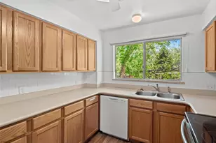 8640 W Jewell Ave, Lakewood, CO 80232 - Photo 11