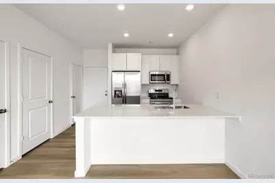 7661 S Cherokee Circle E, Centennial, CO 80016 - Photo 3