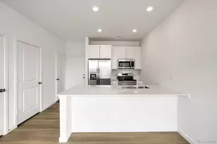 7661 S Cherokee Circle E, Centennial, CO 80016 - Photo 3