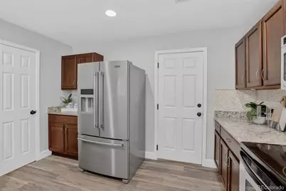 22146 E Berry Place, Aurora, CO 80015 - Photo 11