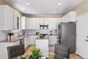 1206 S Flat Rock Circle, Aurora, CO 80018 - Photo 11