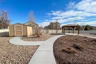 7401 Turnbull Ct, Windsor, CO 80550 - Photo 19