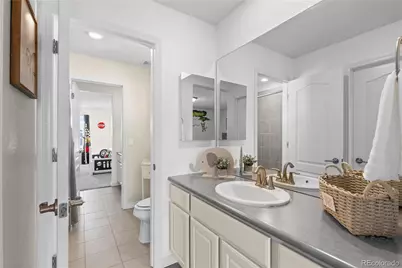 27267 E Jamison Place, Aurora, CO 80016 - Photo 29