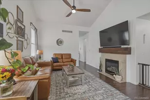 24669 E Wyoming Cir, Aurora, CO 80018 - Photo 5