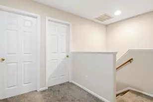 21972 E Crestline Pl, Aurora, CO 80015 - Photo 23