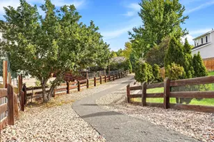 21972 E Crestline Pl, Aurora, CO 80015 - Photo 7
