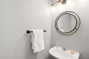 21972 E Crestline Pl, Aurora, CO 80015 - Photo 31