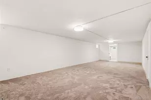 1567 Ivanhoe St, Denver, CO 80220 - Photo 25