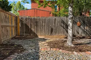 819 E 25th Ave, Denver, CO 80205 - Photo 19