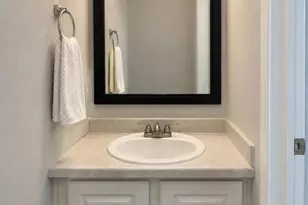 19472 E 59th Pl, Aurora, CO 80019 - Photo 9