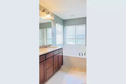1669 S De Gaulle Way, Aurora, CO 80018 - Photo 11