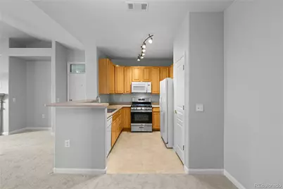 10467 W Hampden Avenue #201, Lakewood, CO 80227 - Photo 9