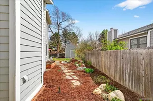 1410 S Oakland St, Aurora, CO 80012 - Photo 27