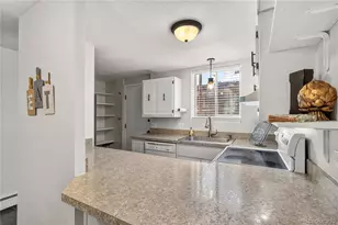 1390 Everett Ct, Lakewood, CO 80215 - Photo 7