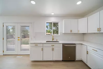 8733 Kendall Court, Arvada, CO 80003 - Photo 9