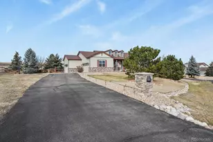 4555 Pleasant Valley Cir, Elizabeth, CO 80107 - Photo 39