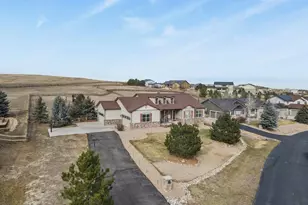 4555 Pleasant Valley Cir, Elizabeth, CO 80107 - Photo 41