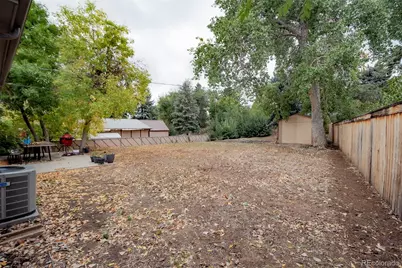 2569 E Cresthill Avenue, Centennial, CO 80121 - Photo 31