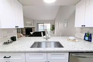 4221 S Richfield Way, Aurora, CO 80013 - Photo 7