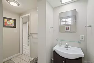 2955 S Zurich Ct, Denver, CO 80236 - Photo 21