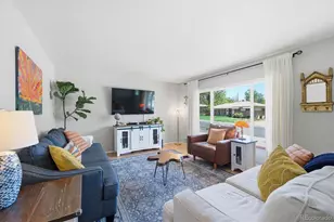 2955 S Zurich Ct, Denver, CO 80236 - Photo 3