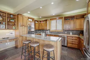 127 Hillside Dr, Silverthorne, CO 80498 - Photo 3