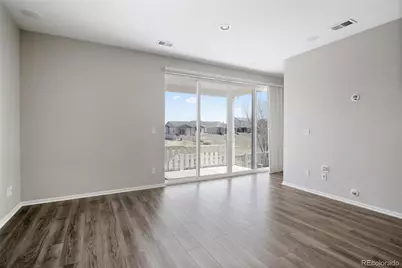 10526 Akron Street, Commerce City, CO 80640 - Photo 7