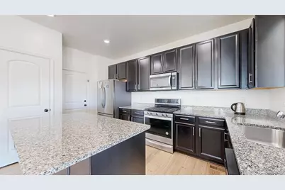 27584 E 6th Drive, Aurora, CO 80018 - Photo 7