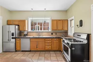 569 S Sherman St, Denver, CO 80209 - Photo 9