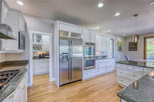 7963 Glen Ridge Dr, Castle Pines, CO 80108 - Photo 13