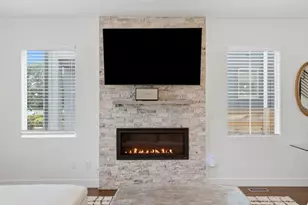 3231 S Bannock St, Englewood, CO 80110 - Photo 9