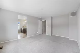 4760 Kittredge St, Denver, CO 80239 - Photo 17