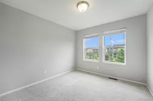 4760 Kittredge St, Denver, CO 80239 - Photo 19