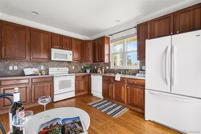 8880 Edinburgh Circle, Highlands Ranch, CO 80129 - Photo 11